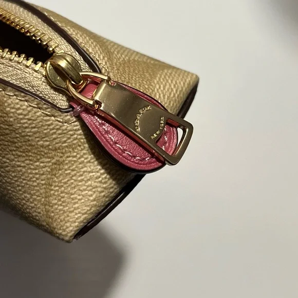 Coach Pencil Case In Signature Canvas with Stripe Heart Print - Picture 6 of 12